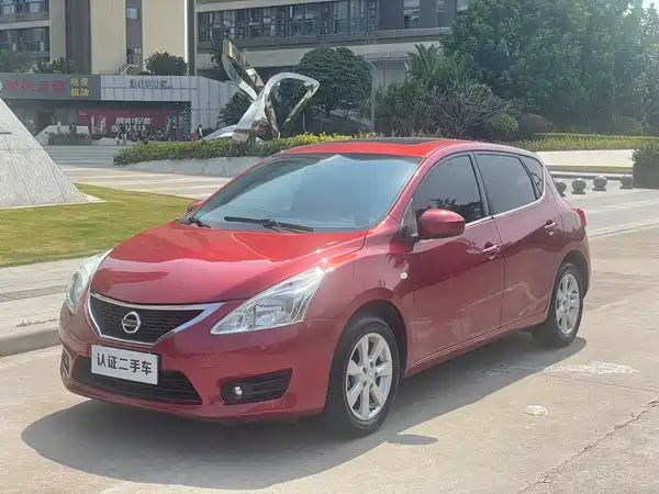 Nissan Tiida 2011