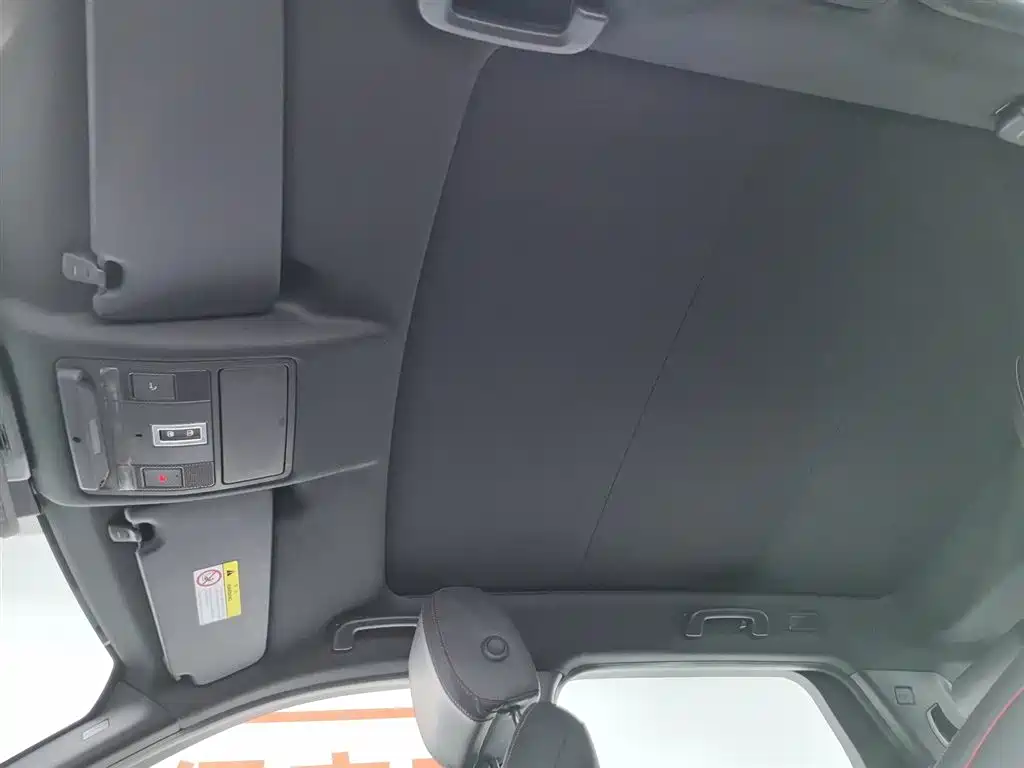Land Rover Discovery Sport 2020 — фото 14