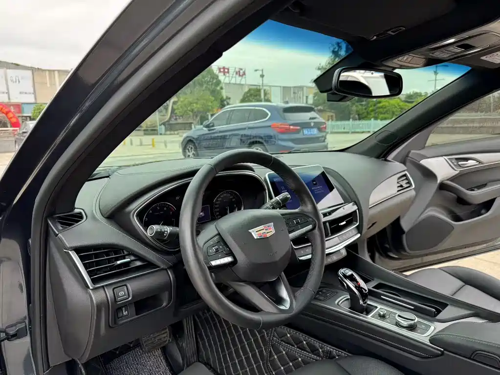 Cadillac CT5 2021 — фото 12