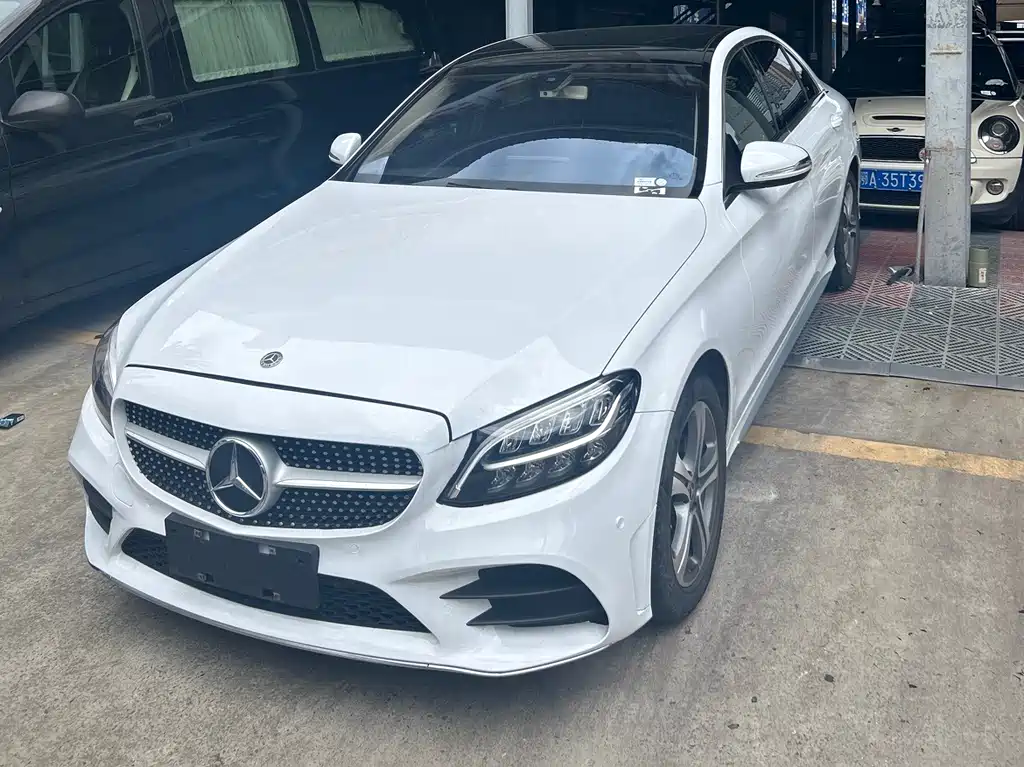 Mercedes-Benz C-Class 2019 — фото 3