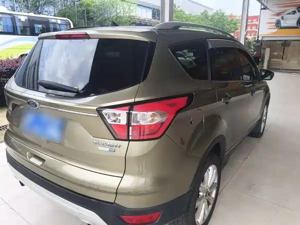 Ford Kuga 2017