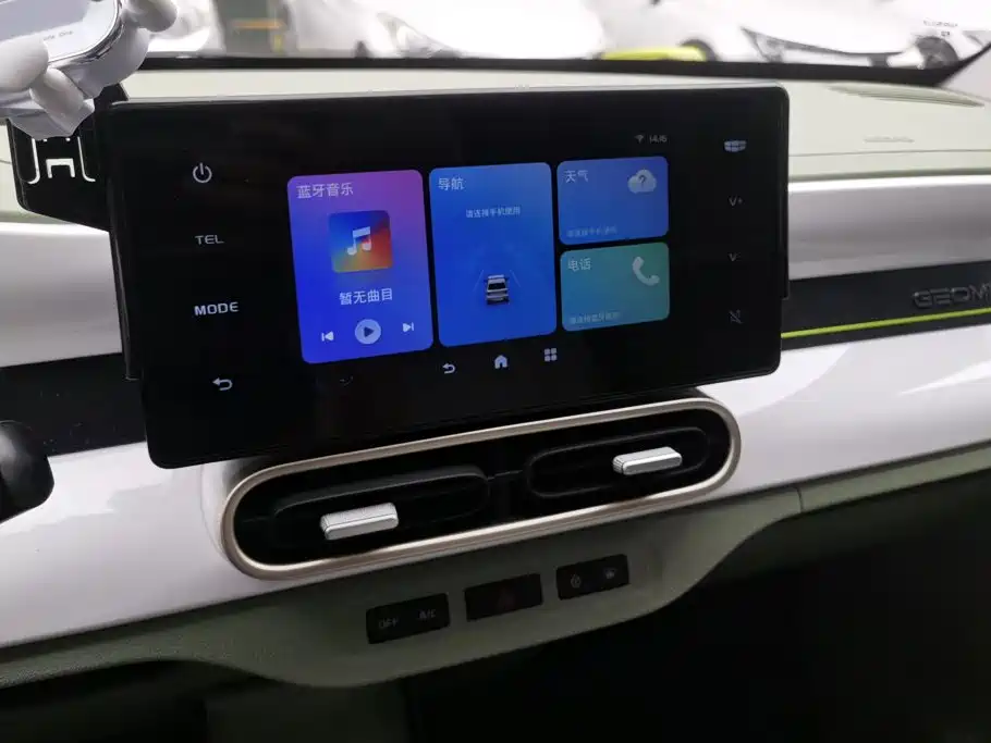 Geely Galaxy Panda 2025 — фото 13