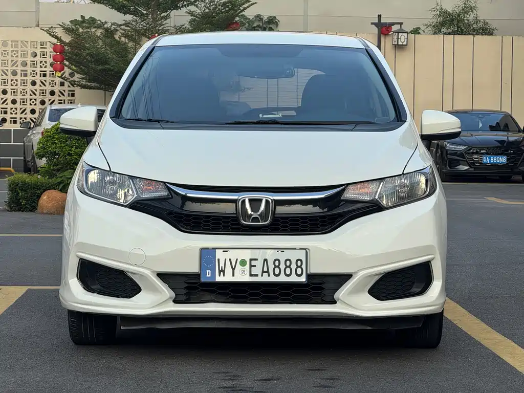 Honda Fit 2019 — фото 2