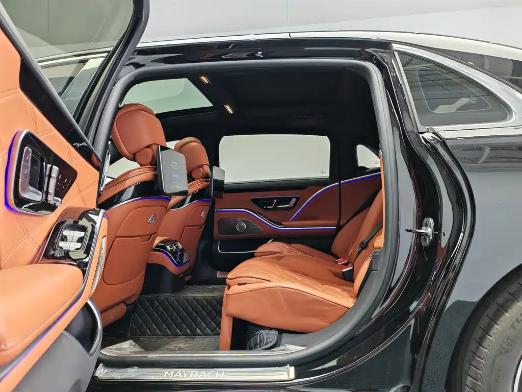 Mercedes-Benz S-Class 2023 — фото 12