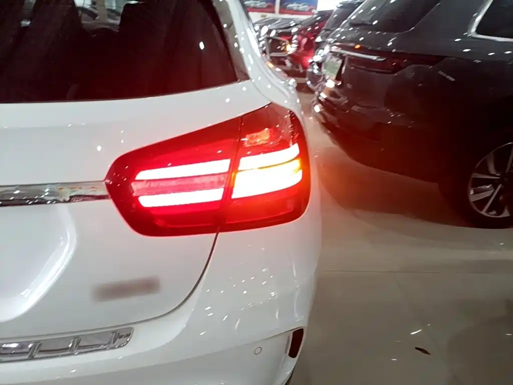 Mercedes-Benz GLA 2019 — фото 8