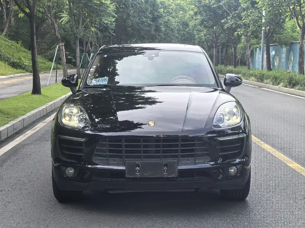 Porsche Macan 2016