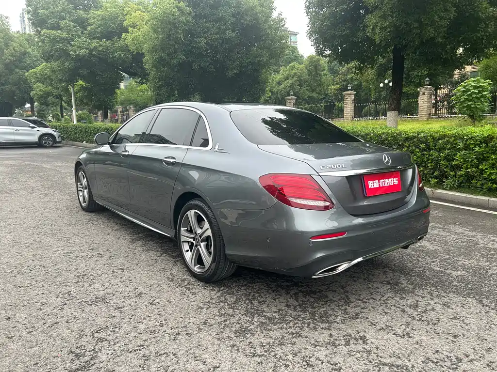 Mercedes-Benz E-Class 2018 — фото 5
