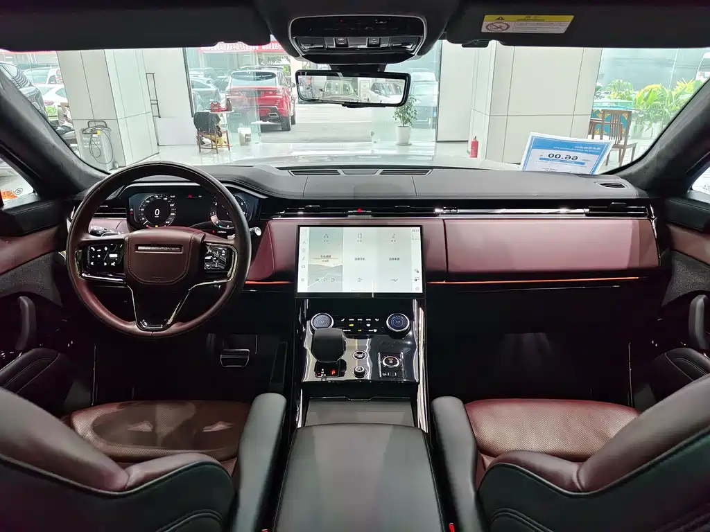 Land Rover Sport 2023 — фото 15