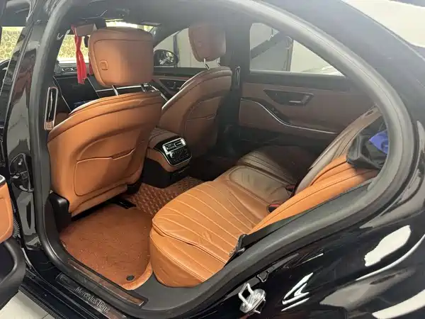 Mercedes-Benz S-Class 2021