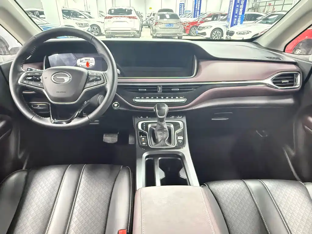 GAC Motor Trumpchi M6 2022 — фото 19