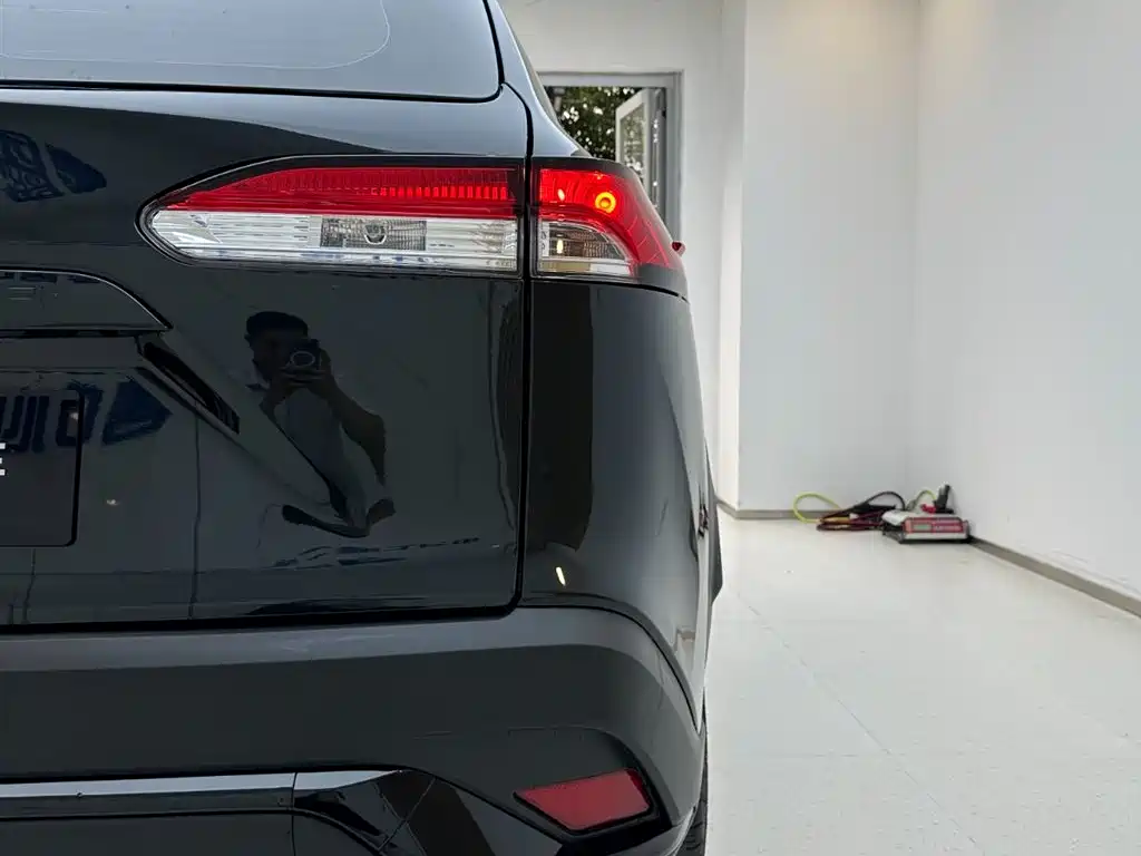 Toyota Frontlander 2024
