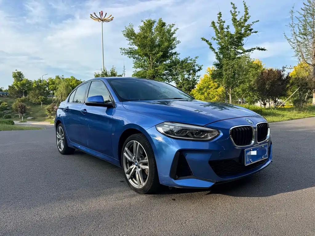 BMW 1 Series 2019 — фото 6