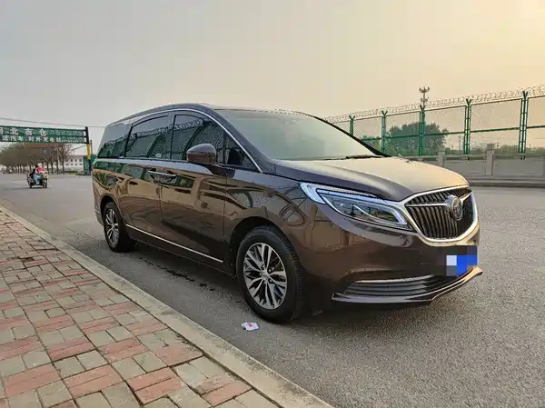 Buick GL8 2018