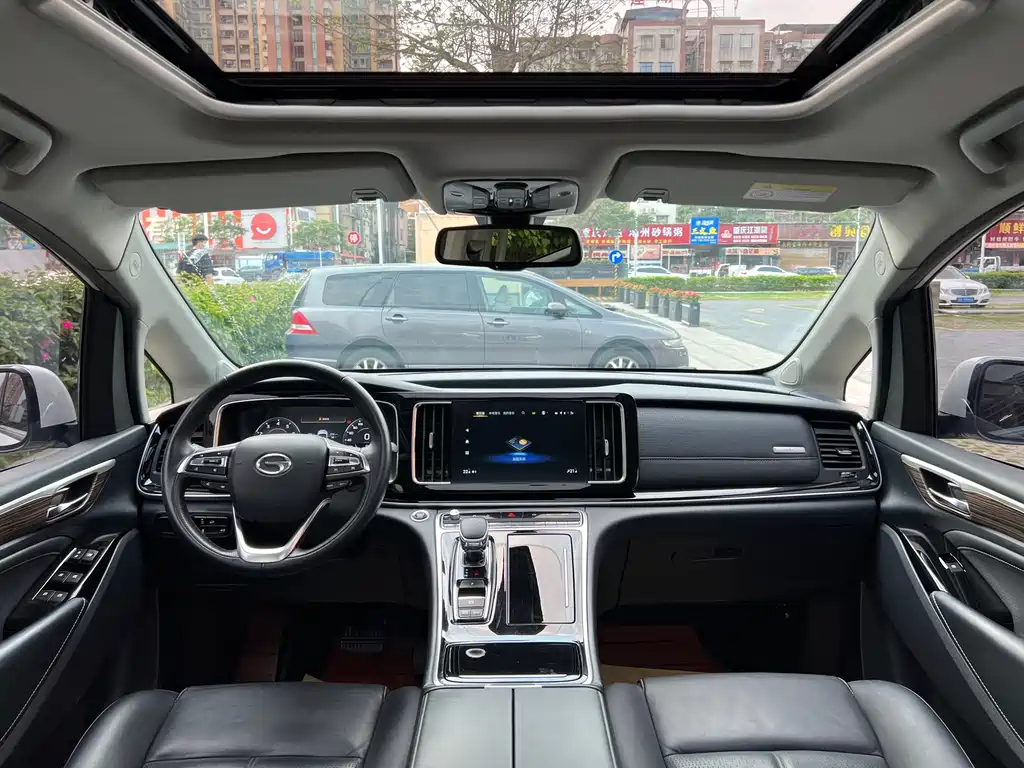 GAC Motor Trumpchi M8 2022 — фото 19
