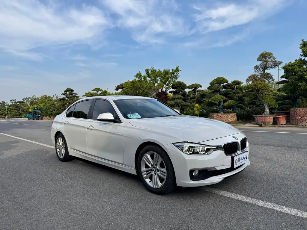 BMW 3 Series 2017 — фото 2