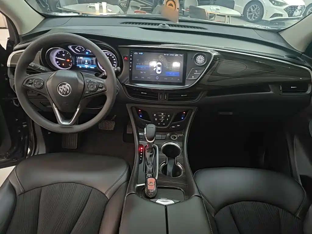 Buick Envision Plus 2018 — фото 10