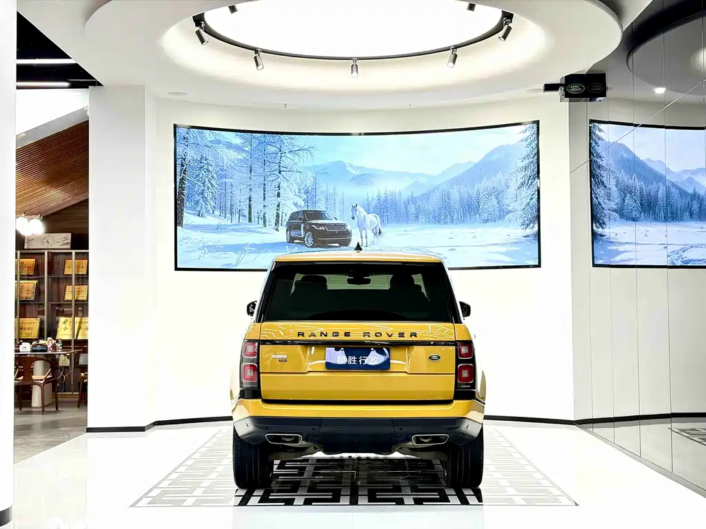 Land Rover Range Rover 2021 — фото 6