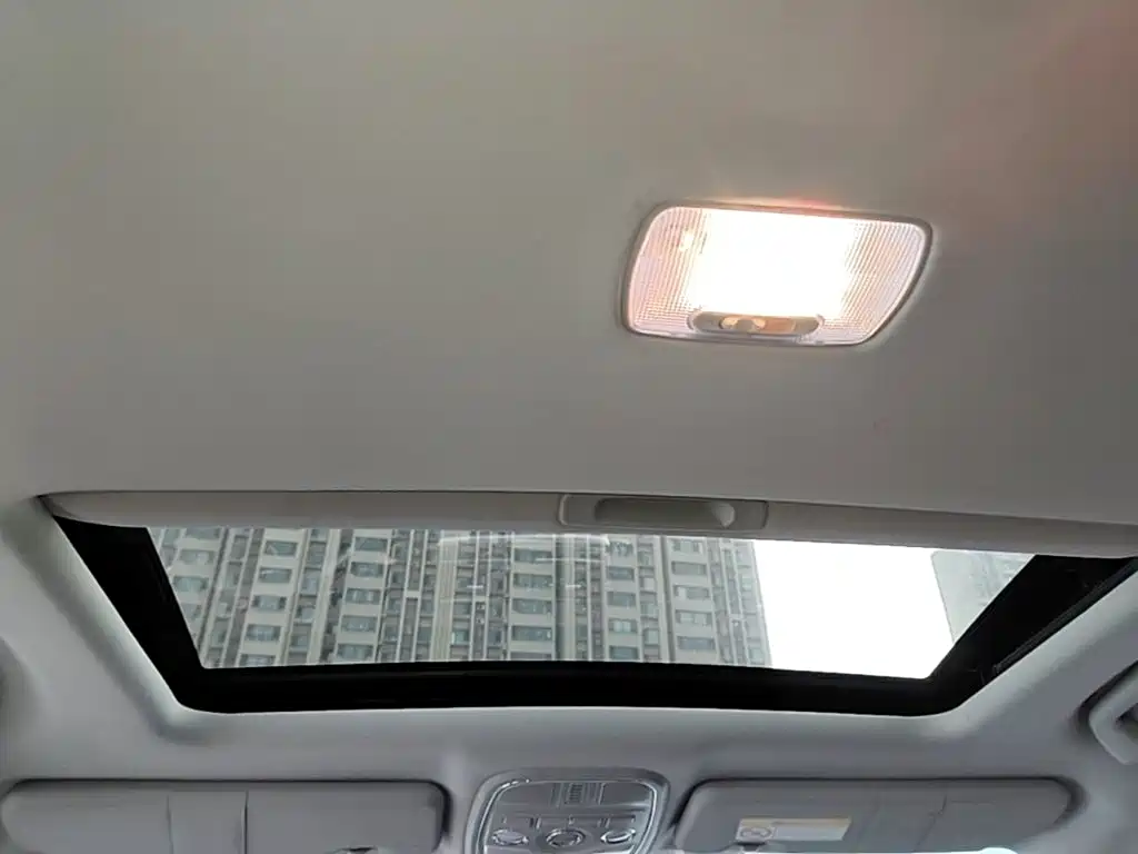 Haval M6 2018 — фото 18