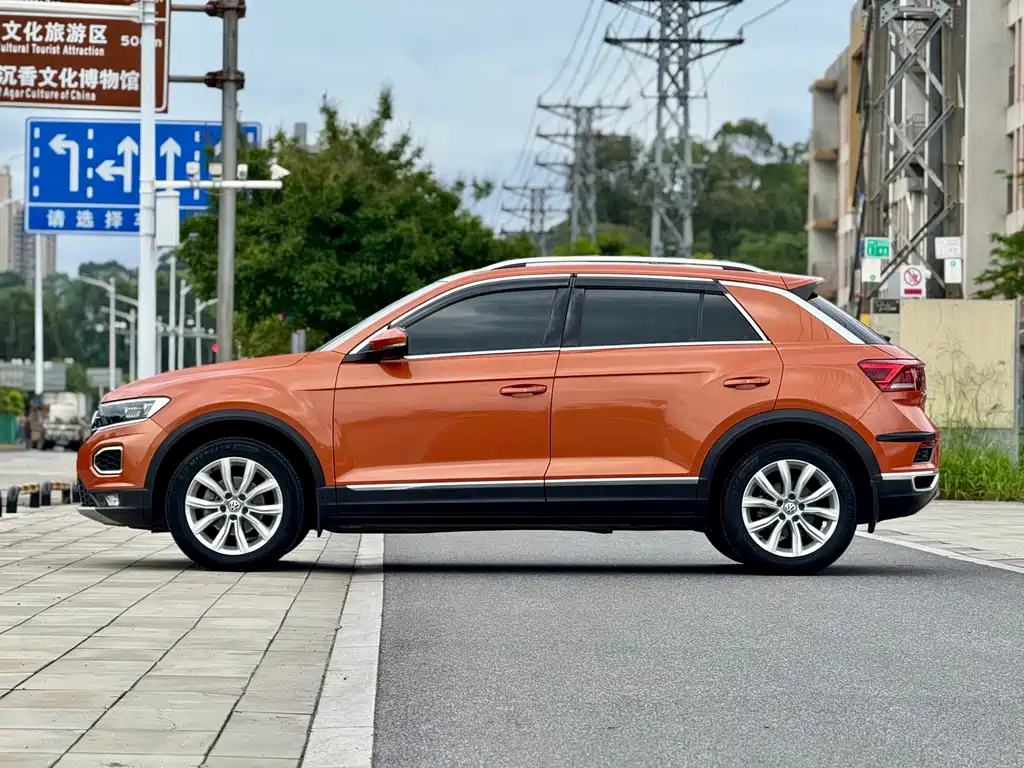 Volkswagen T-Roc 2019 — фото 4