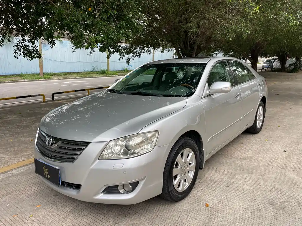 Toyota Camry 2007 — фото 1