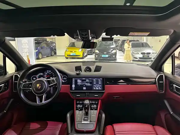 Porsche Cayenne 2019