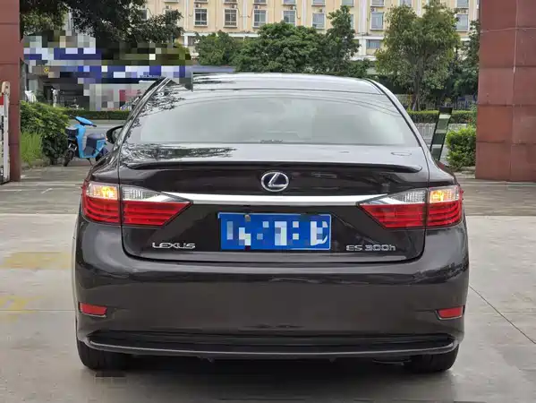 Lexus ES 2013