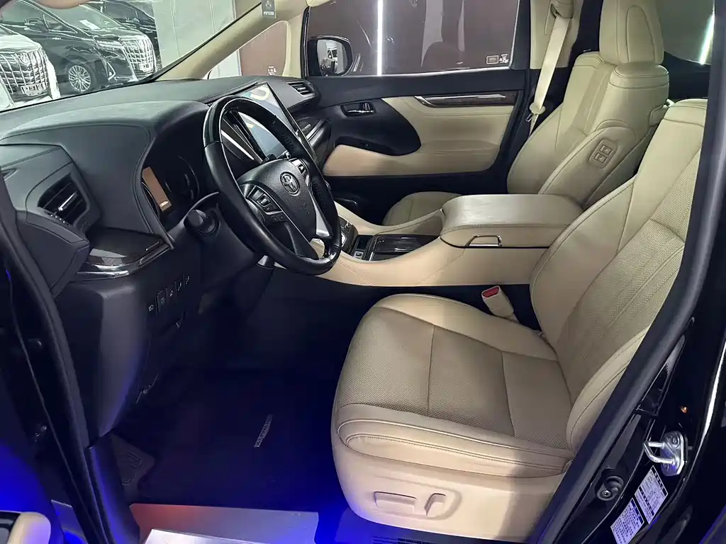 Toyota Vellfire 2021 — фото 4