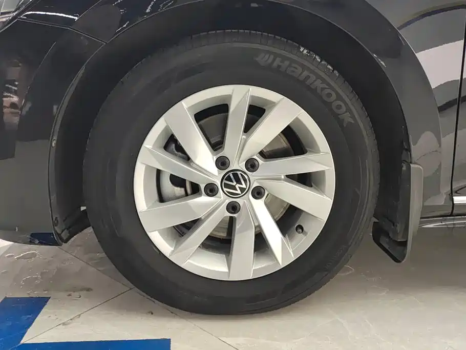 Volkswagen Passat 2022