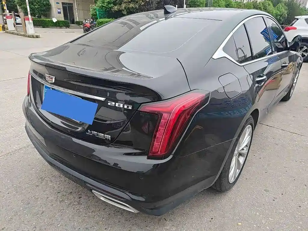 Cadillac CT5 2022 — фото 12