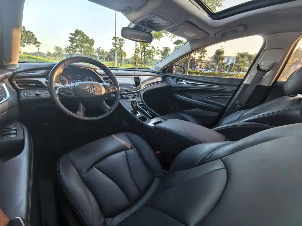 Buick LaCrosse 2020 — фото 16