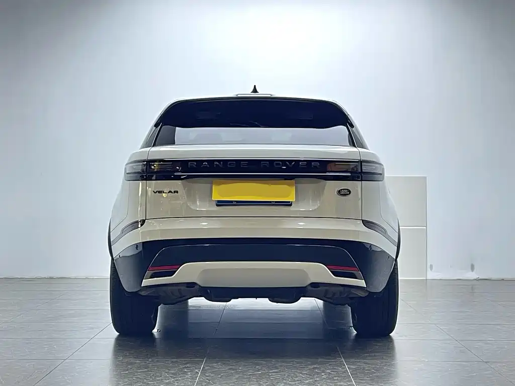 Land Rover Range Rover Velar 2024 — фото 3