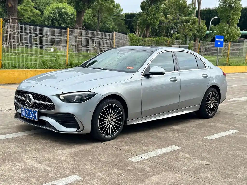 Mercedes-Benz C-Class 2022