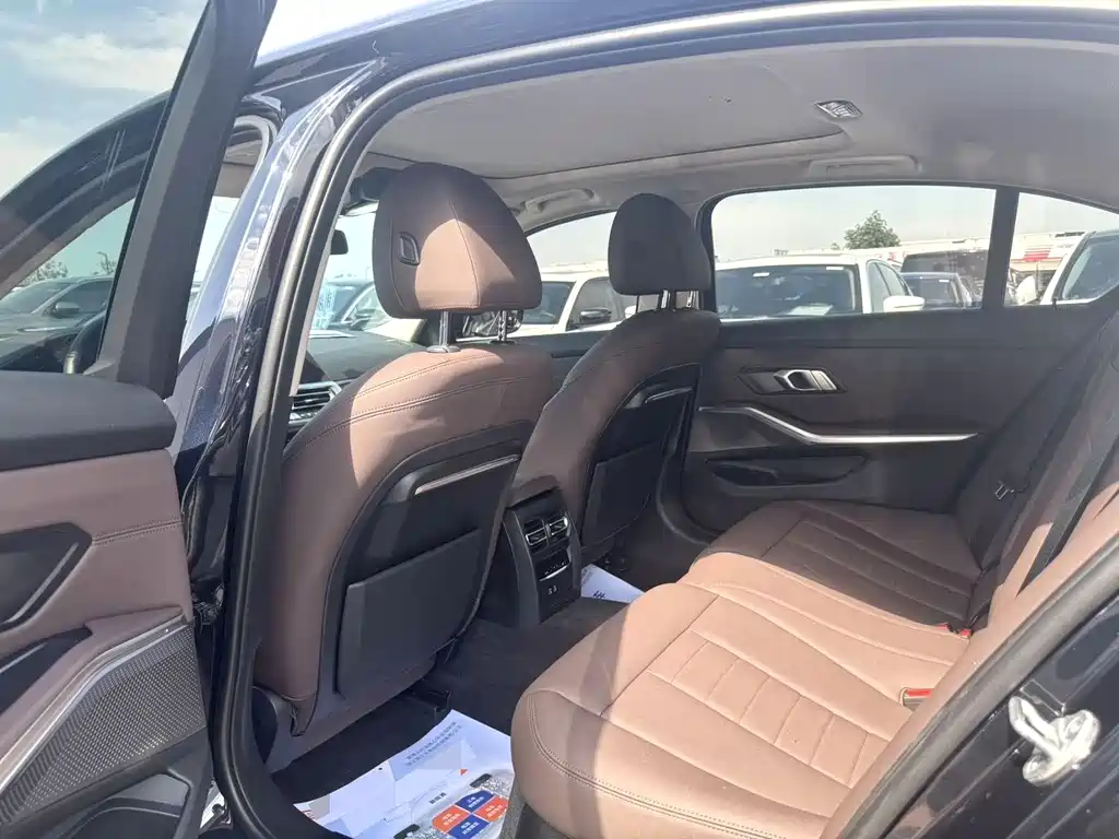 BMW 3 Series 2021