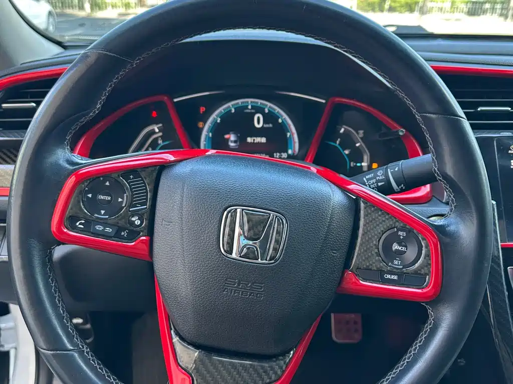Honda Civic 2018 — фото 17