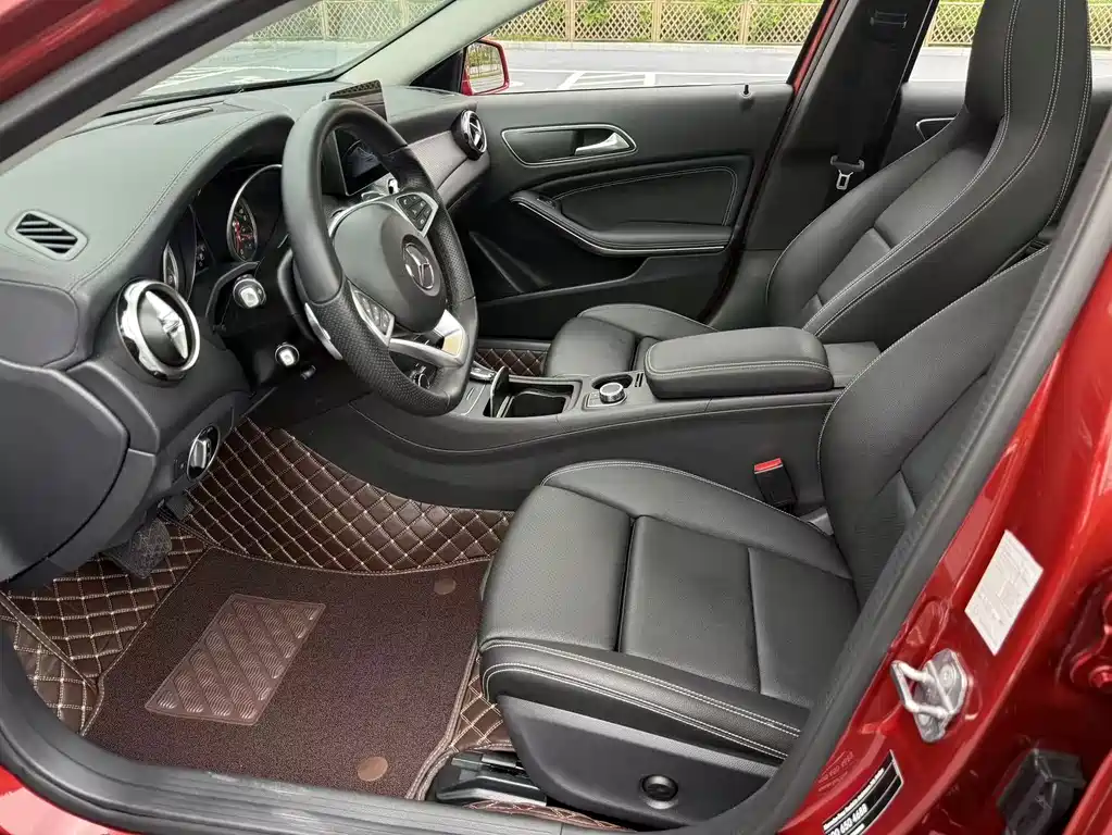 Mercedes-Benz GLA 2019