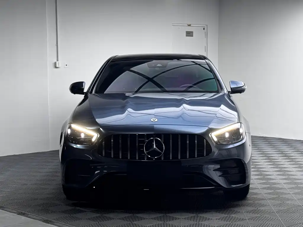 Mercedes-Benz E-Class 2021