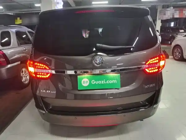 Buick GL8 2019