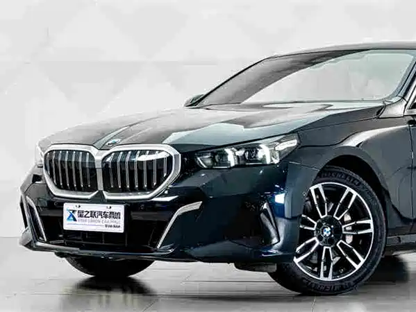 BMW 5 Series 2025