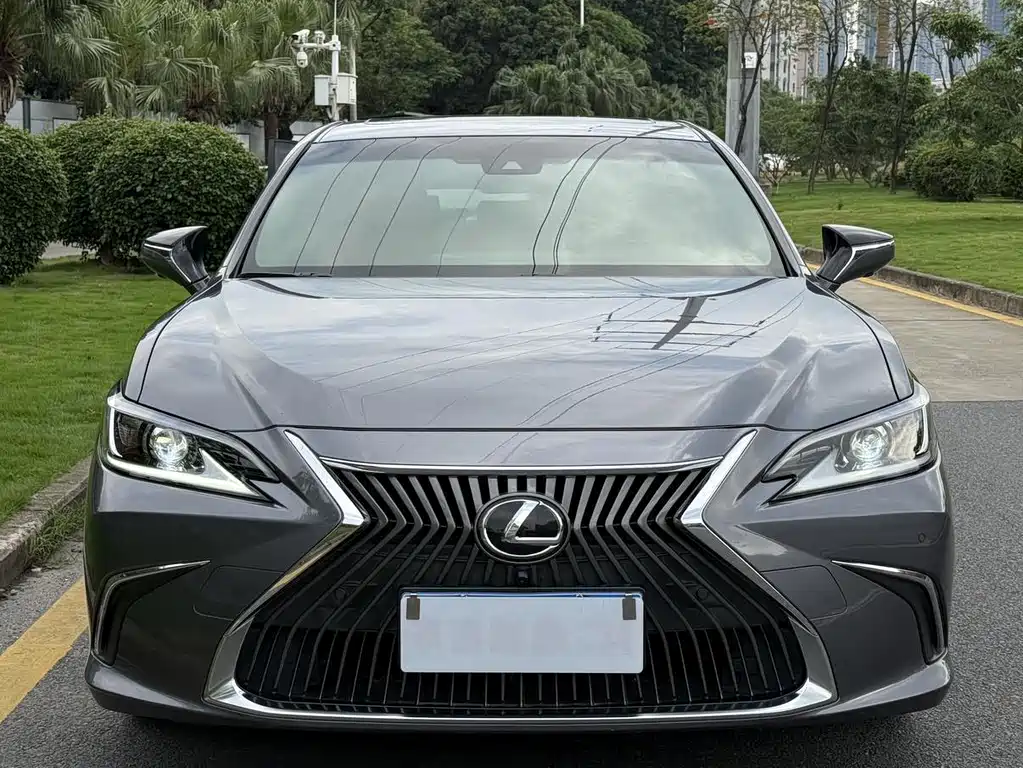 Lexus ES 2021 — фото 2