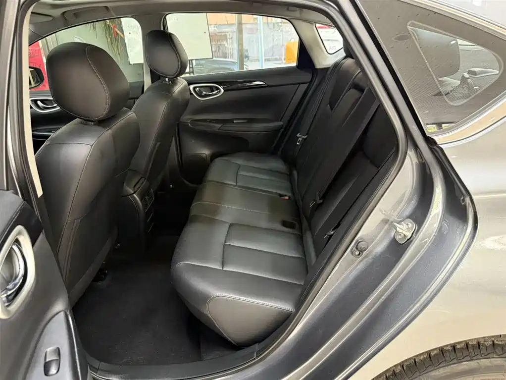 Nissan Sylphy 2022 — фото 18