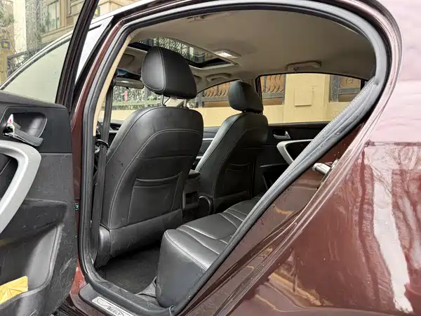 Geely Emgrand 2017