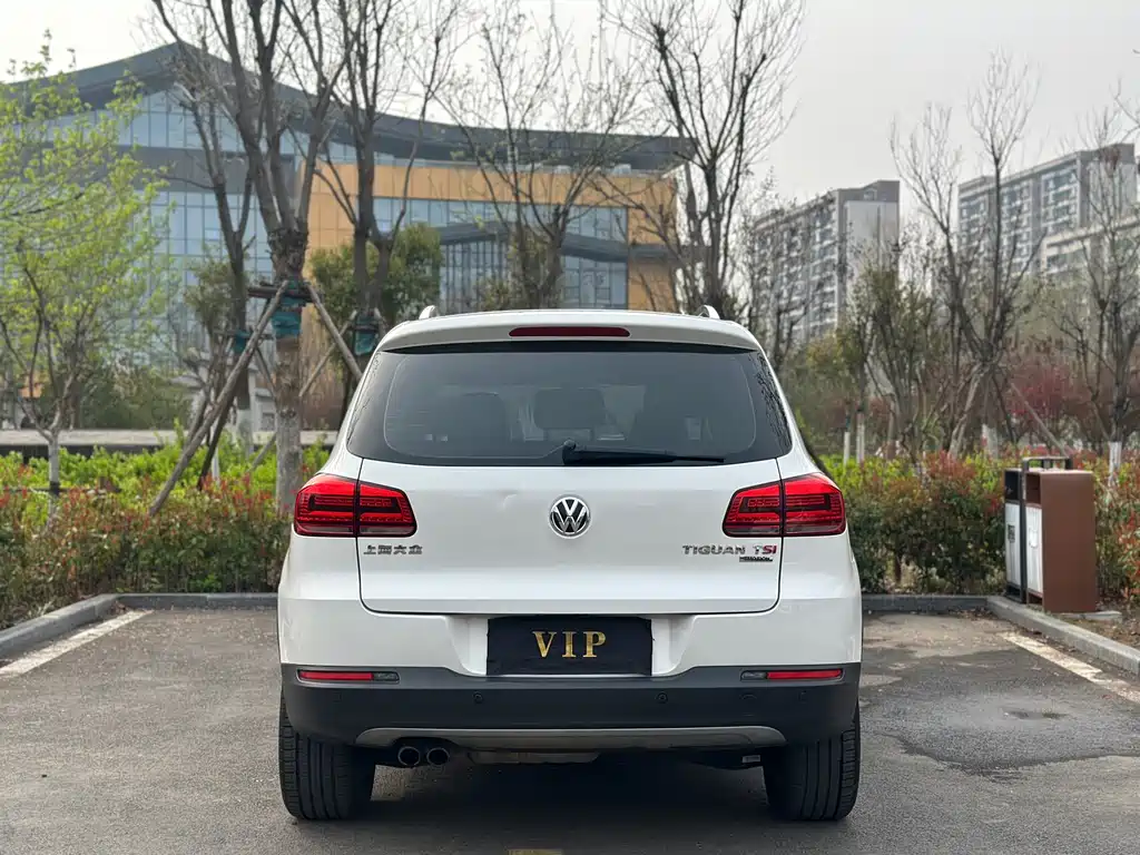 Volkswagen Tiguan 2015 — фото 8