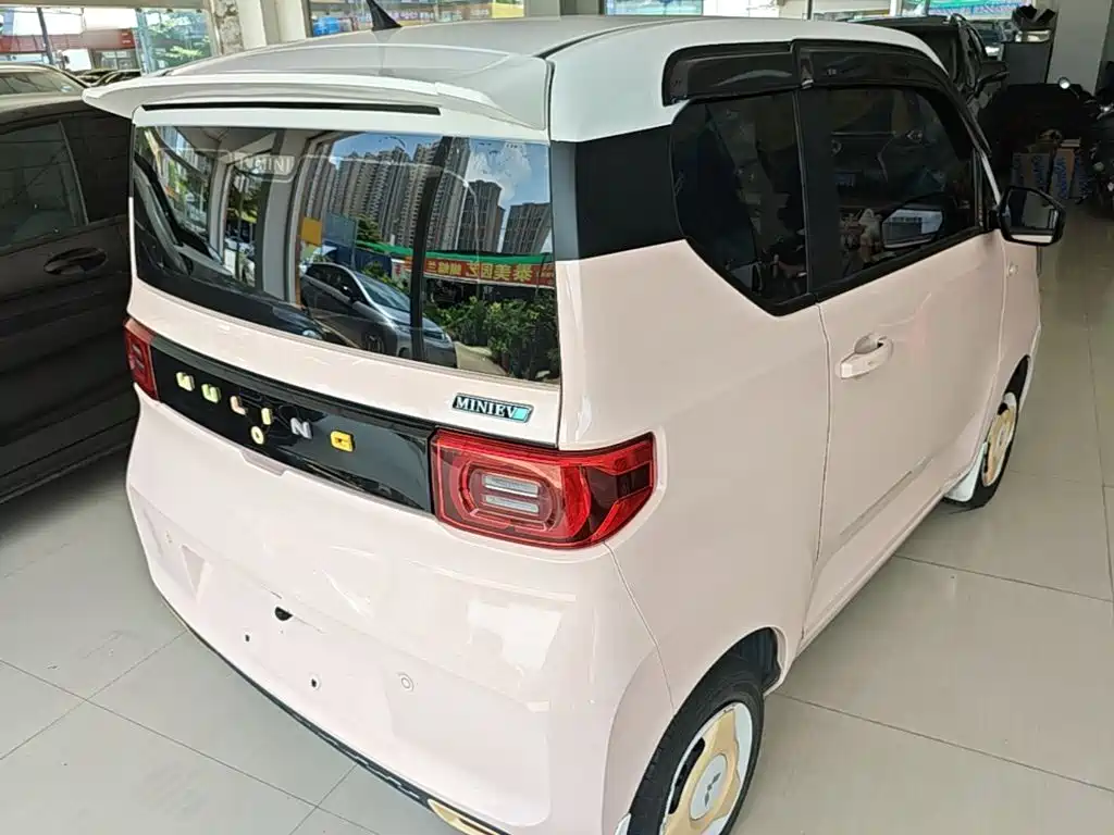 Wuling MINIEV 2022