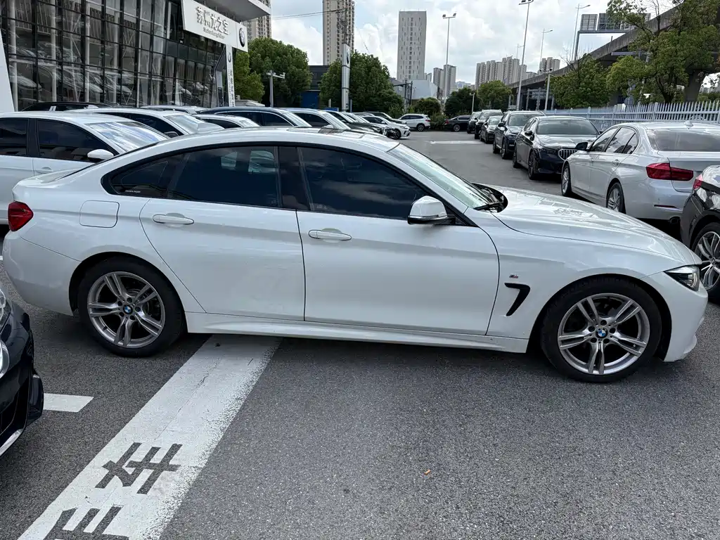 BMW 4 Series 2019 — фото 11