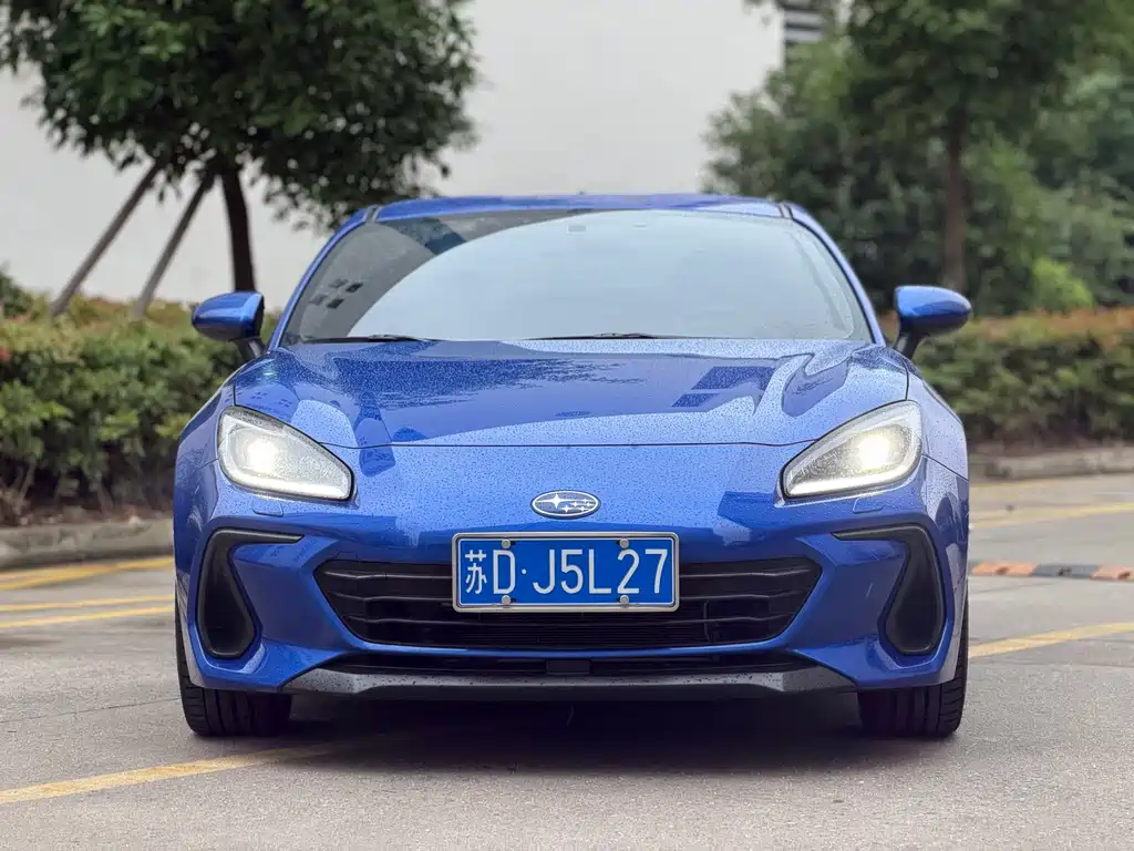 Subaru BRZ 2023 — фото 2