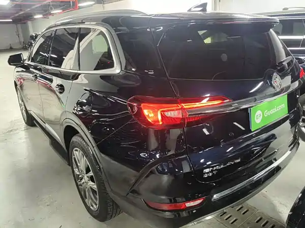 Buick Enclave 2021