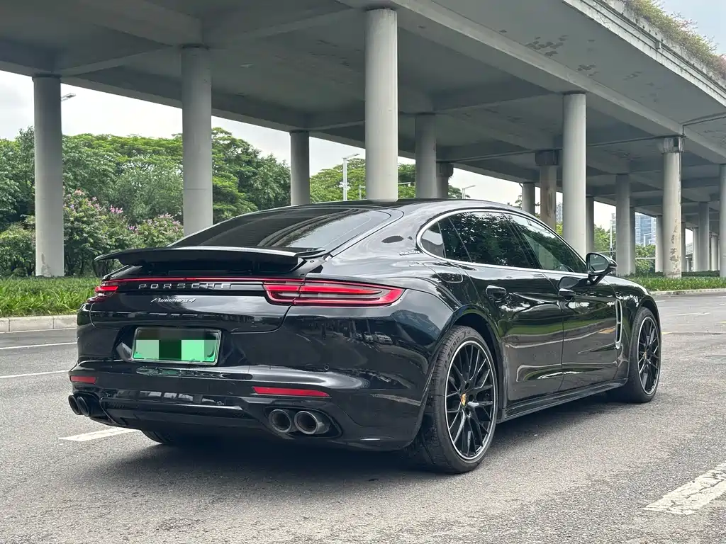 Porsche Panamera New Energy 2019 — фото 20