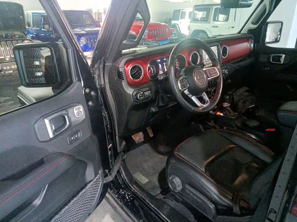 Jeep Wrangler 2022 — фото 13