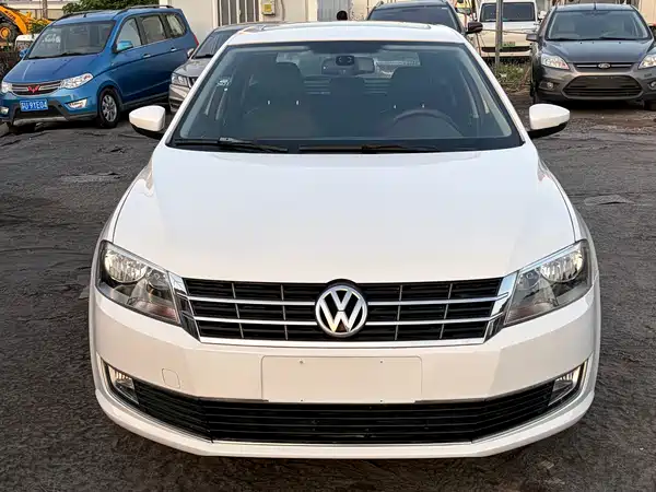 Volkswagen Gran Lavida 2013