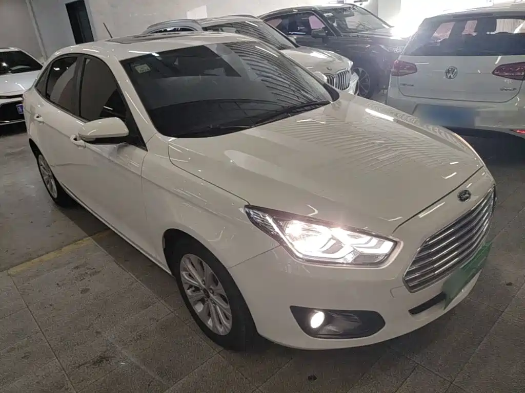 Ford Forrest 2018
